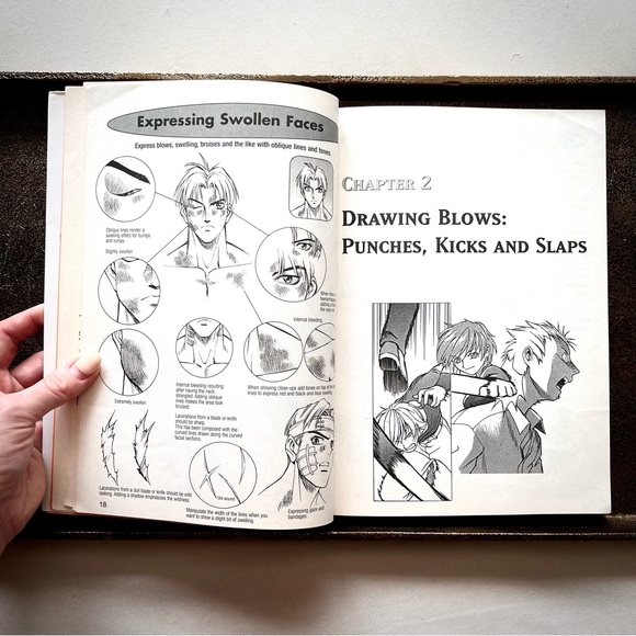 BOOK • “How to Draw Manga: Illustrating Battles” • - Picture 4 of 11